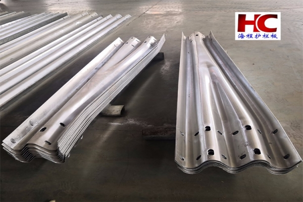 二變三三變二波形護欄